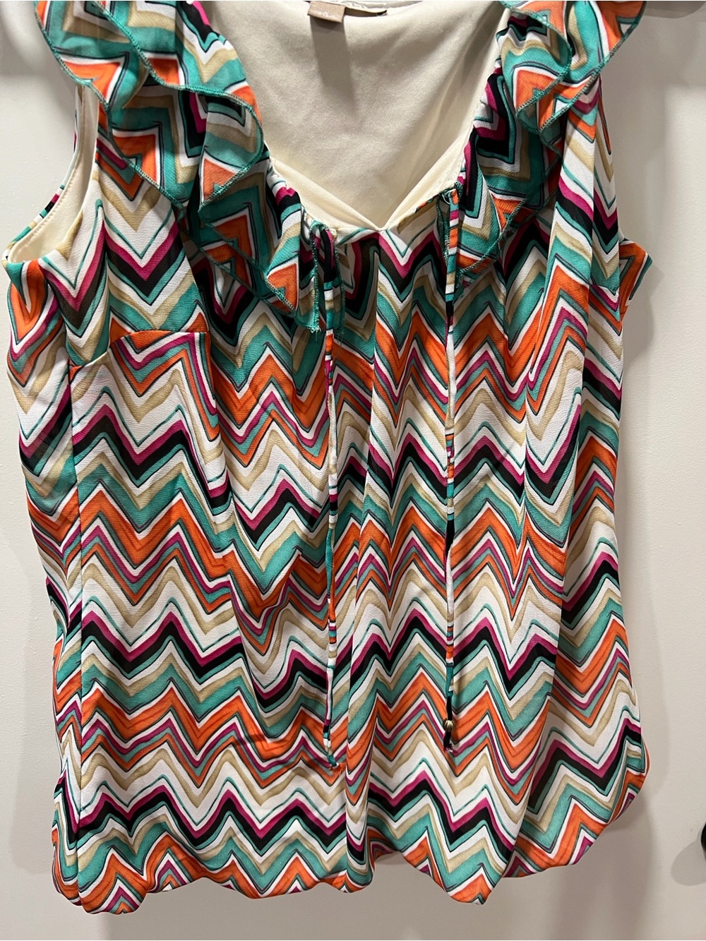 Sleeveless Chevron Tie-Neck Top - Multi Color